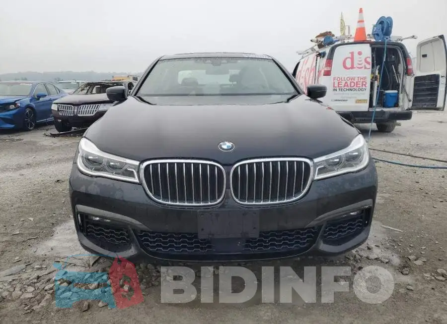WBA7F2C54JG423637 Photo# 5