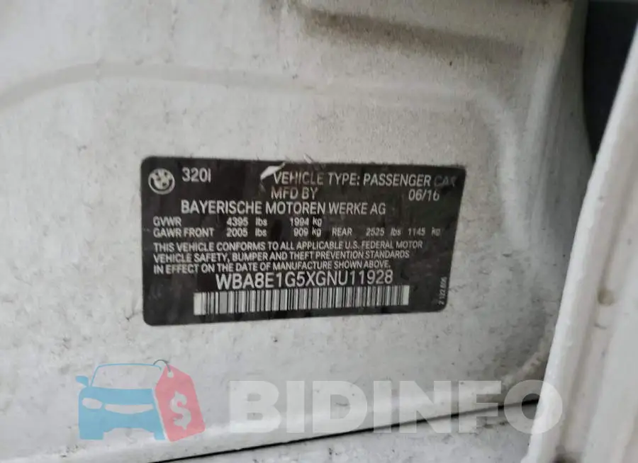 WBA8E1G5XGNU11928 Photo# 12