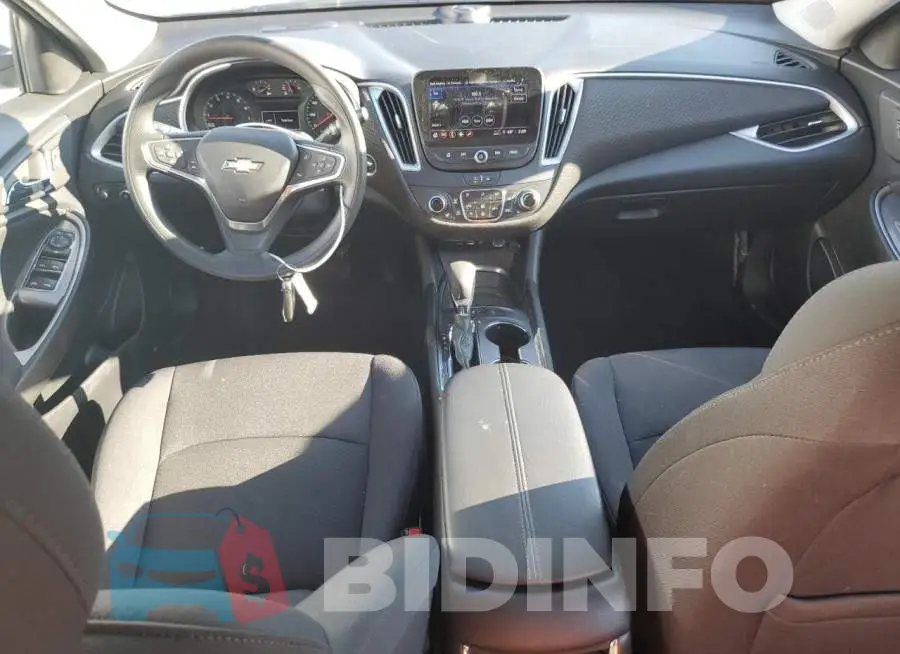 1G1ZD5ST4PF135725 Photo# 8