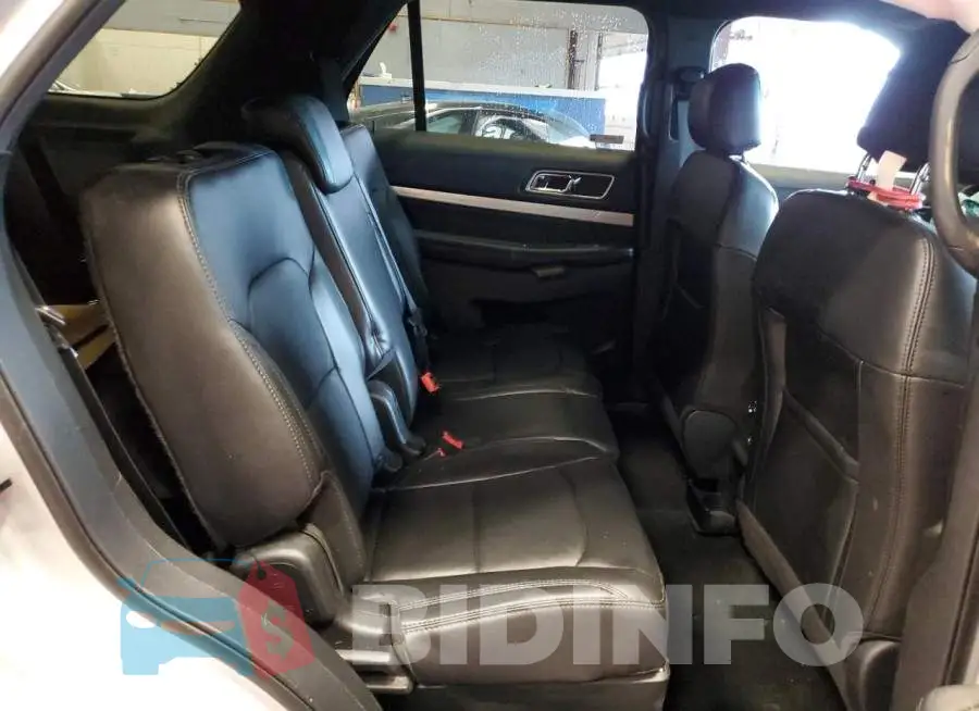 1FM5K8D89HGA67936 Photo# 11