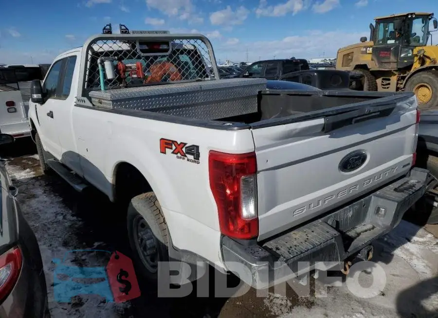 1FT7X2B63HEC01235 Photo# 2