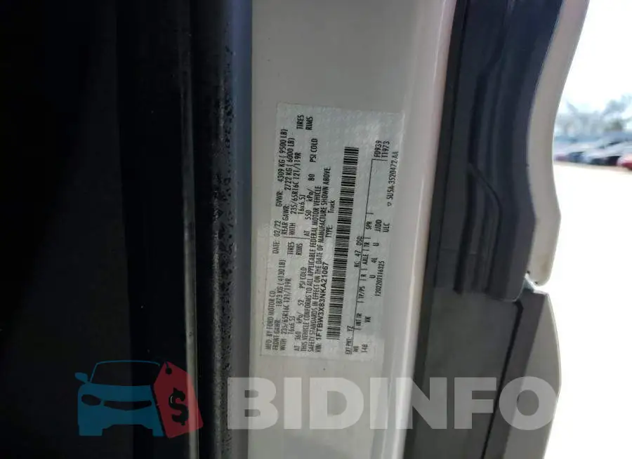 1FTBW3X83NKA21067 Photo# 12