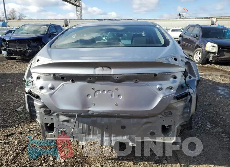 19XFC2F58GE069312 Photo# 6
