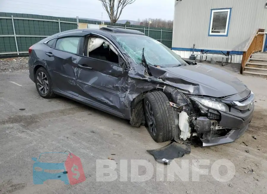 19XFC2F78HE228929 Photo# 4