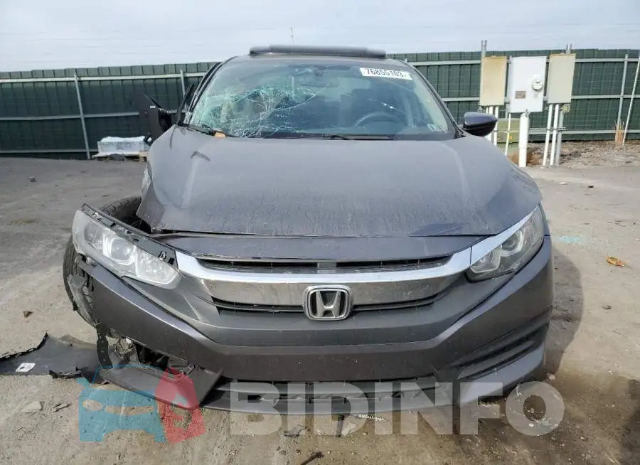 19XFC2F78HE228929 Photo# 5