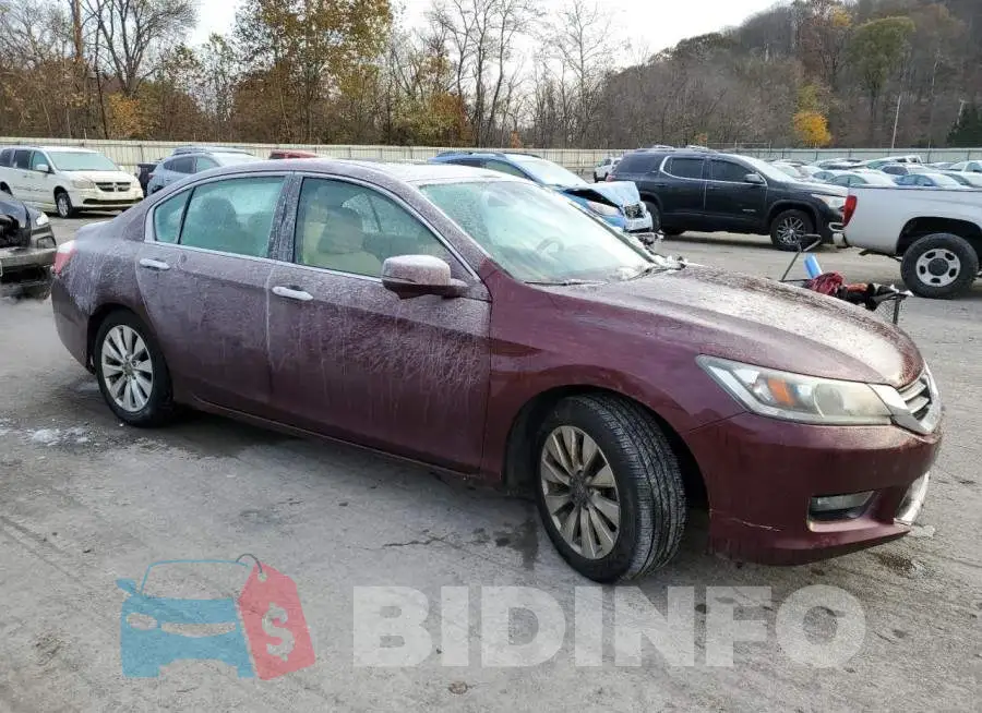 1HGCR2F73FA138994 Photo# 4