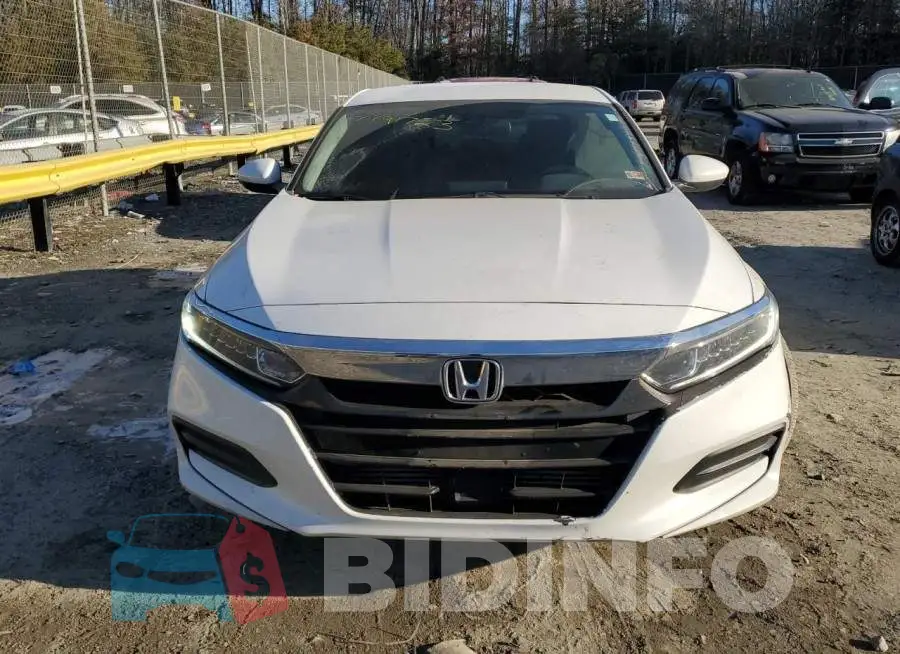 1HGCV1F18KA172876 Photo# 5