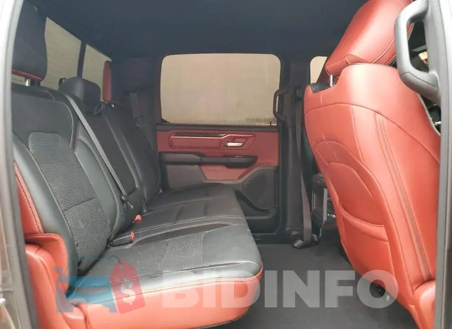 1C6SRFLT0KN560282 Photo# 10