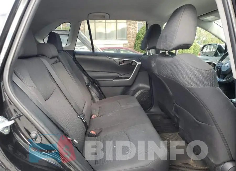 2T3F1RFV8MC190292 Photo# 11