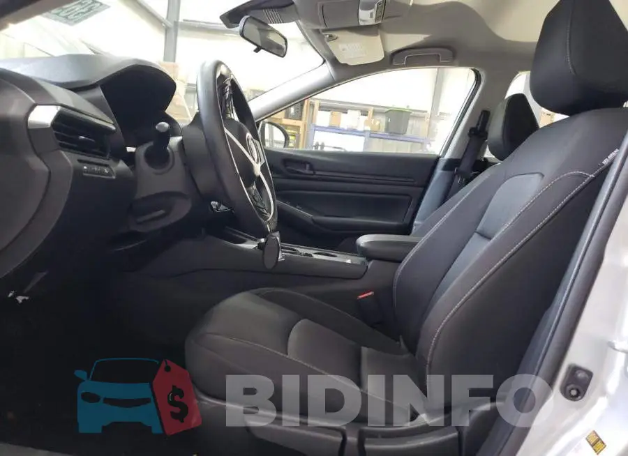 1N4BL4BV2PN362933 Photo# 7