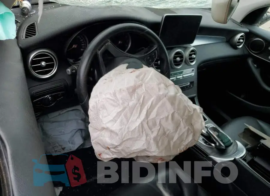 WDC0G4JB7GF072334 Photo# 8