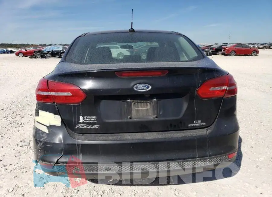 1FADP3F22GL372218 Photo# 6