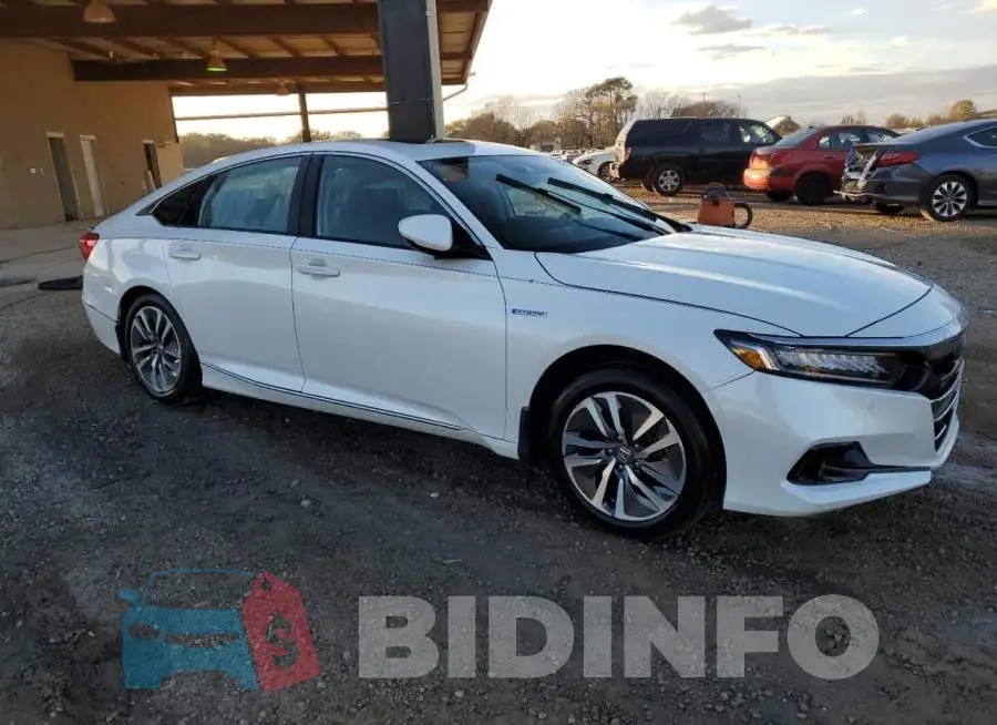 1HGCV3F57MA011727 Photo# 4