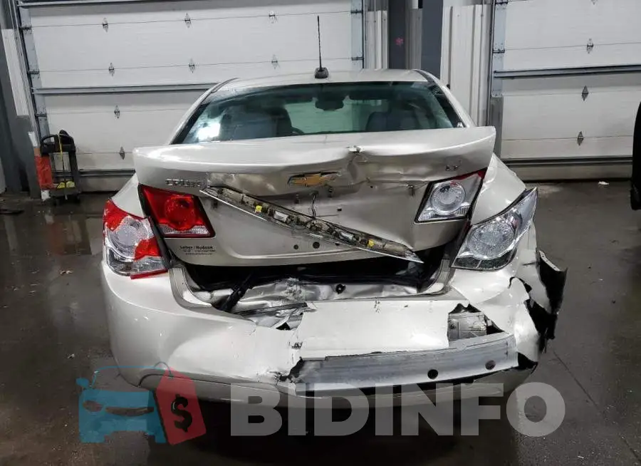 1G1PE5SB2G7181687 Photo# 6