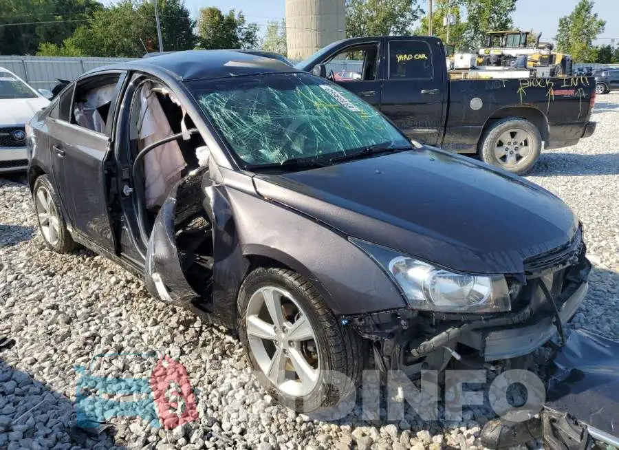 1G1PE5SB9F7114857 Photo# 4