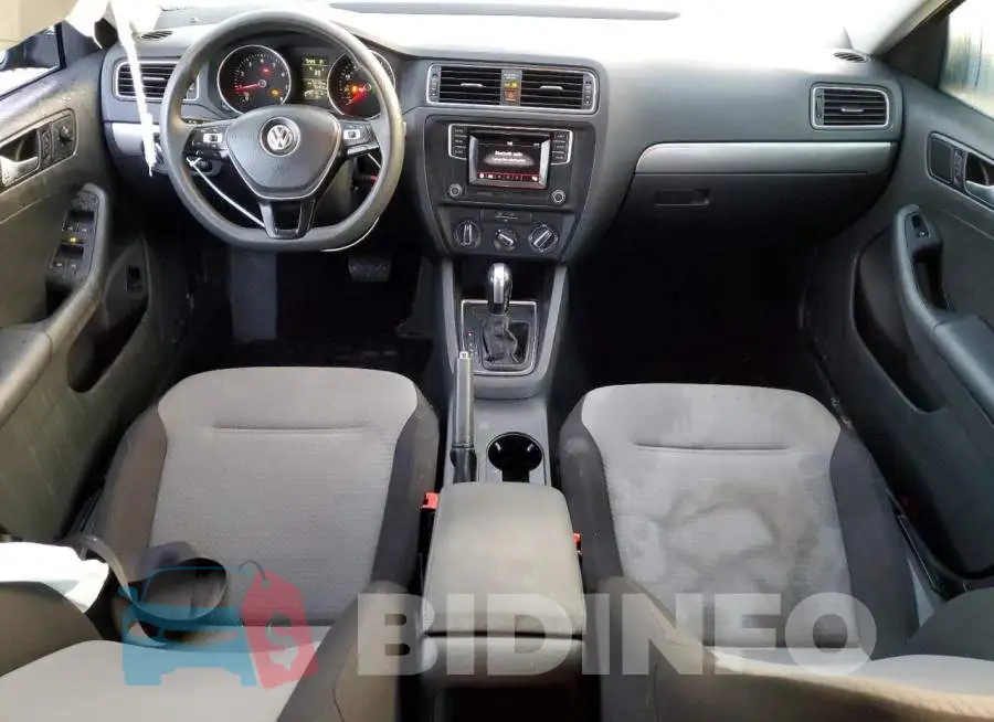 3VW2B7AJ8HM224318 Photo# 8