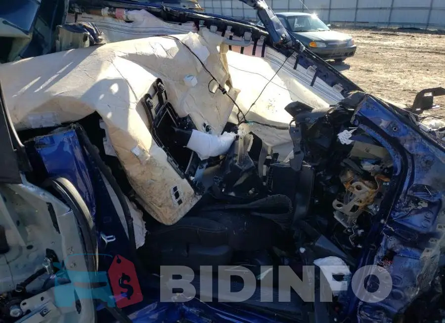5N1BT3AA8PC810053 Photo# 7