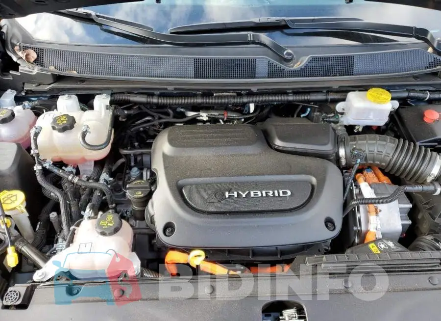 2C4RC1L77NR135079 Photo# 12