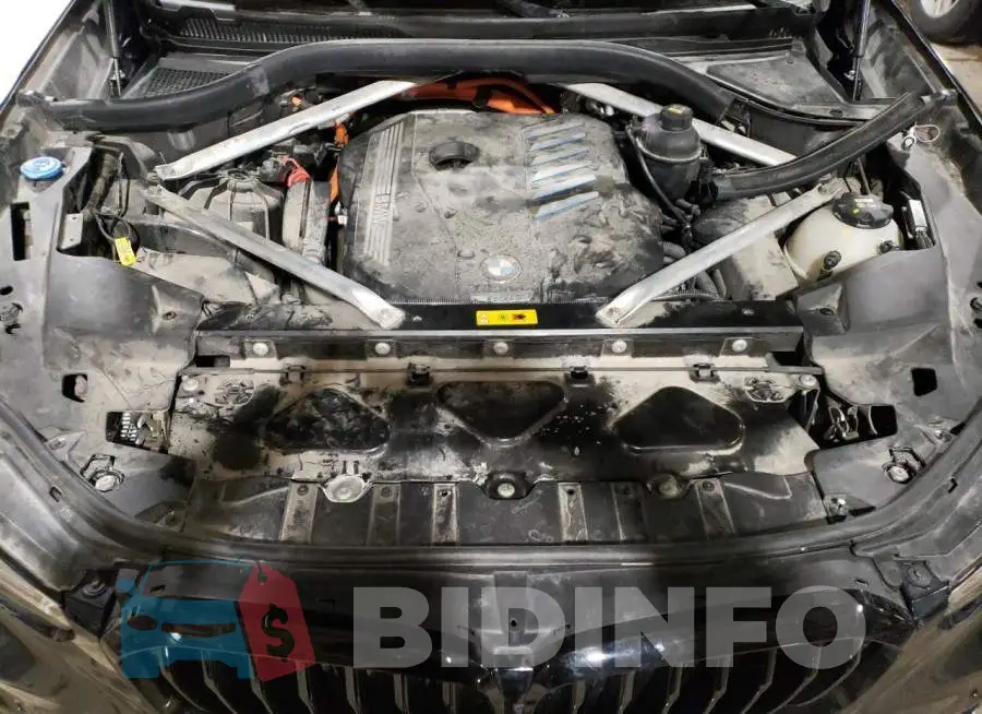 5UXTA6C08M9E15868 Photo# 12