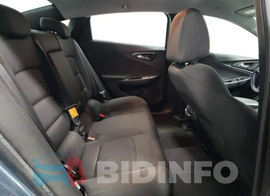 1G1ZD5ST3KF170247 Photo# 10