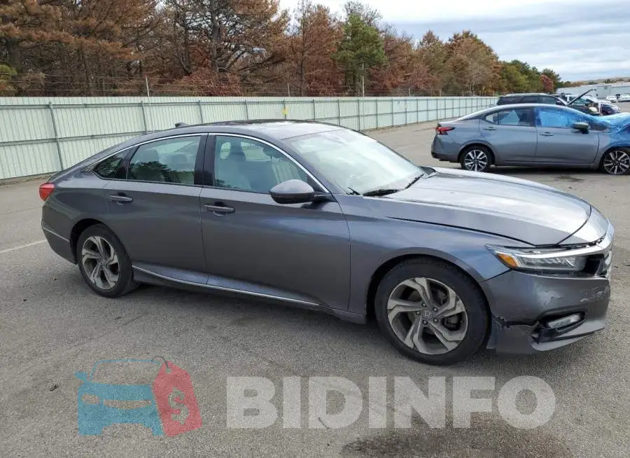 1HGCV1F56JA112886 Photo# 4