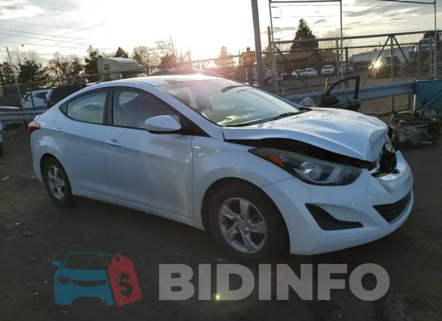 5NPDH4AE1FH573769 Photo# 4