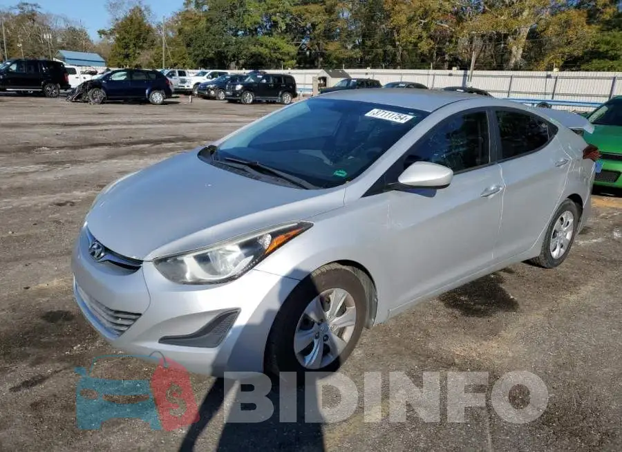 5NPDH4AE8GH665348 Photo# 1