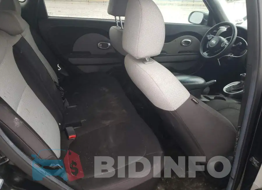 KNDJN2A2XF7204712 Photo# 10