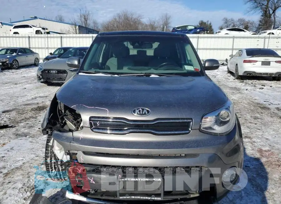 KNDJP3A5XJ7574643 Photo# 5