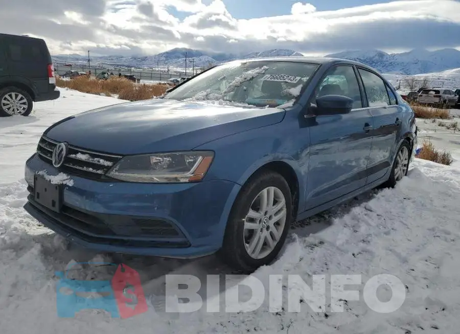 3VW2B7AJ0HM255207 Photo# 1