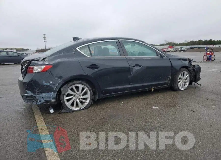 19UDE2F72JA004633 Photo# 3