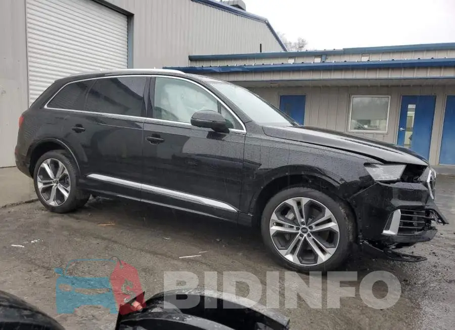 WA1LXBF70PD016463 Photo# 4