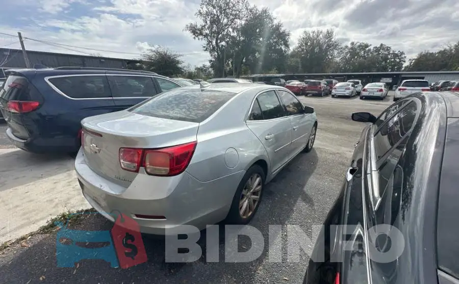 1G11D5SL6FF338742 Photo# 4
