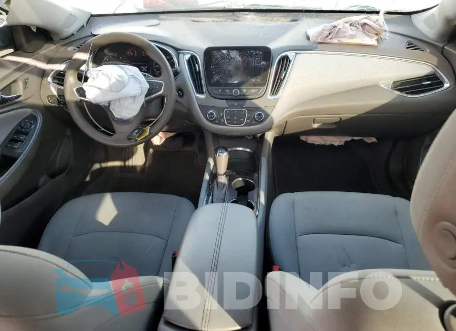 1G1ZD5ST4KF137211 Photo# 8