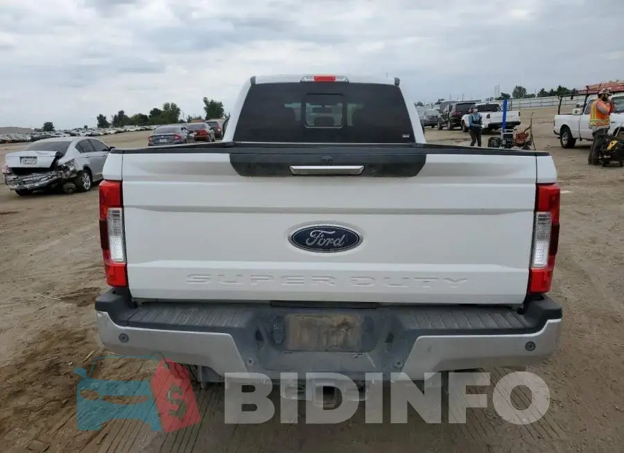 1FT7W2BT2HEF49407 Photo# 6