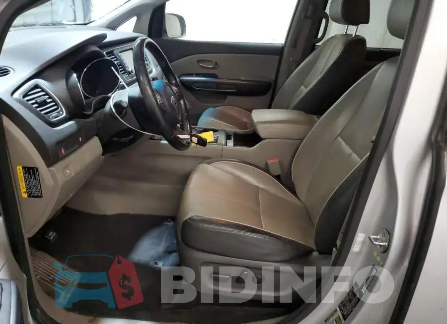 KNDMB5C1XJ6410655 Photo# 7