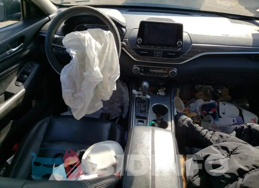 1N4BL4EV0KC232763 Photo# 8