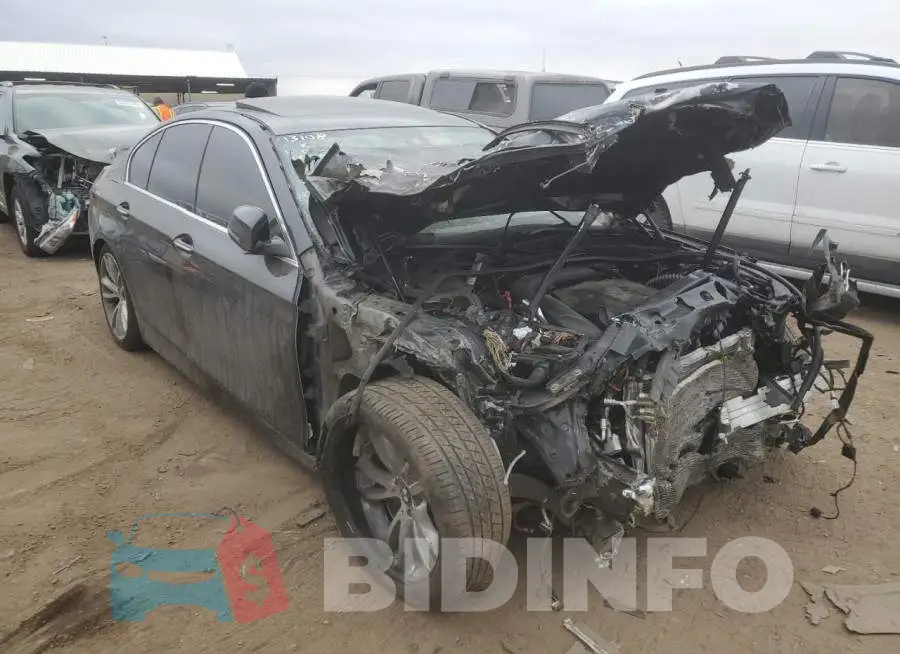 WBAFV3C58FD686484 Photo# 4