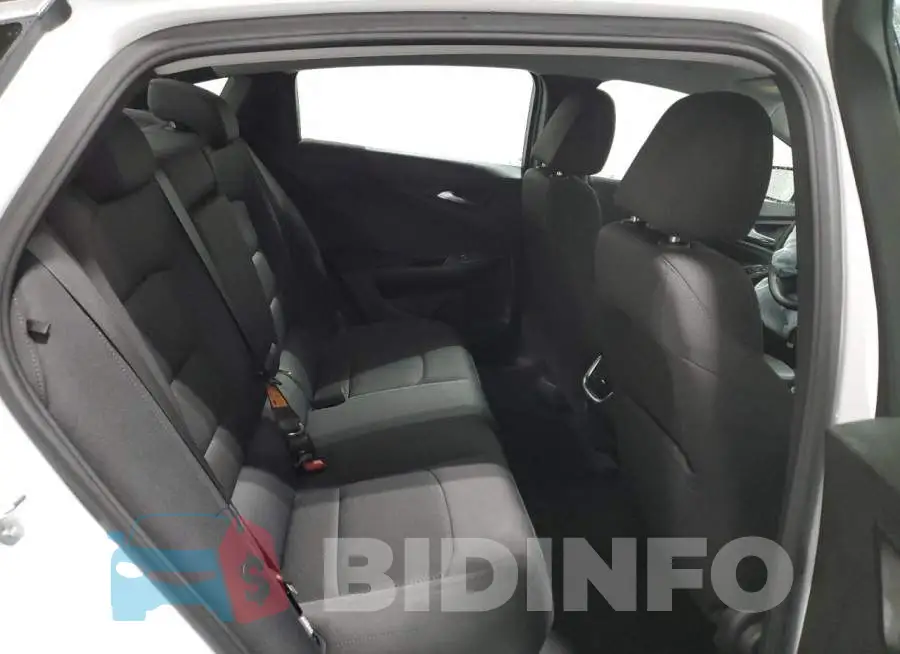 1G1ZD5ST6PF195053 Photo# 10
