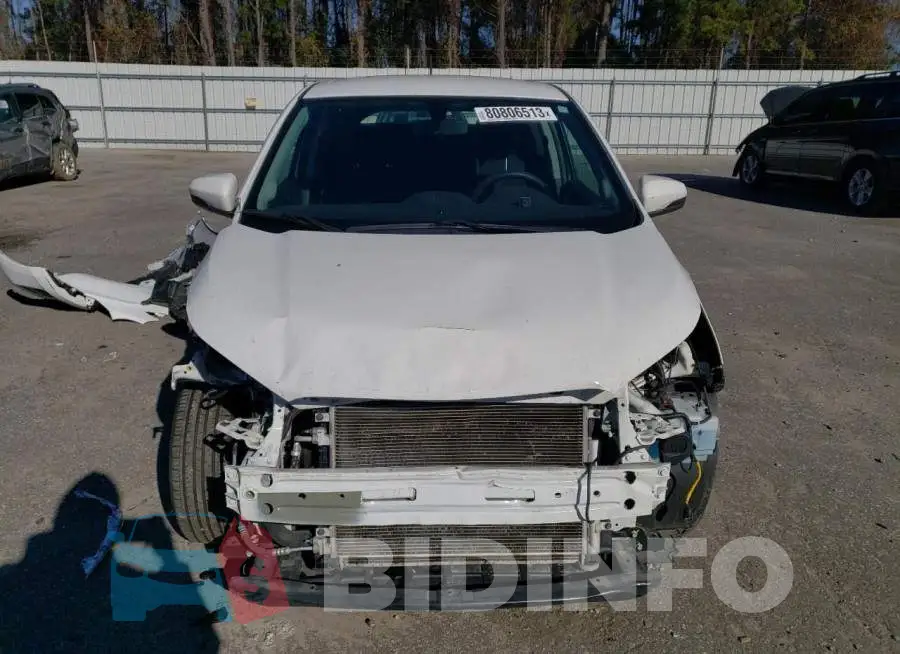 KL8CD6SA3KC746852 Photo# 5
