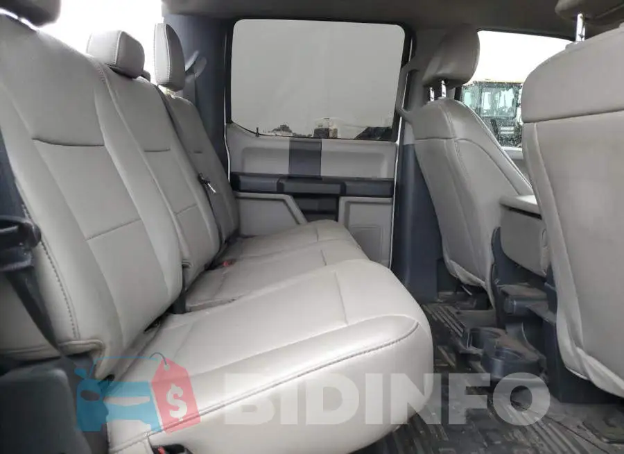 1FT7W2B61NED61385 Photo# 10