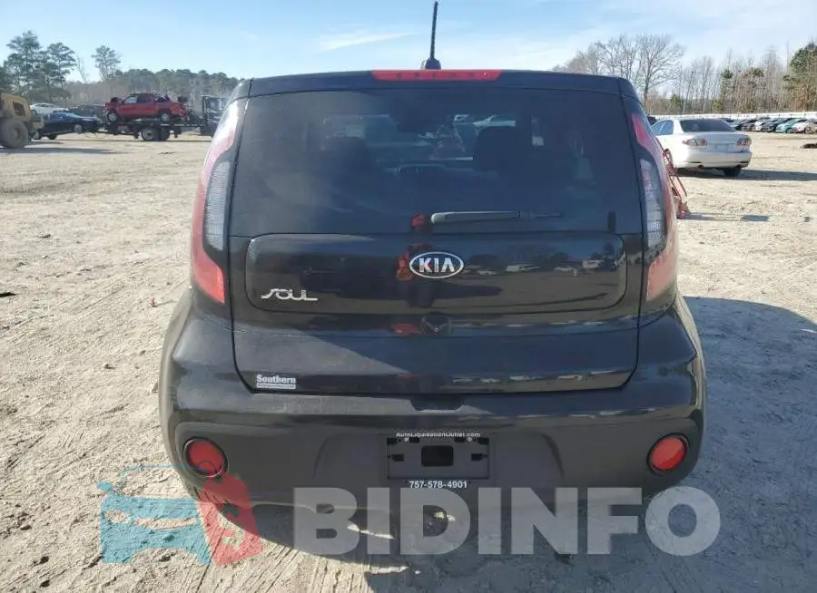 KNDJN2A2XJ7523293 Photo# 6