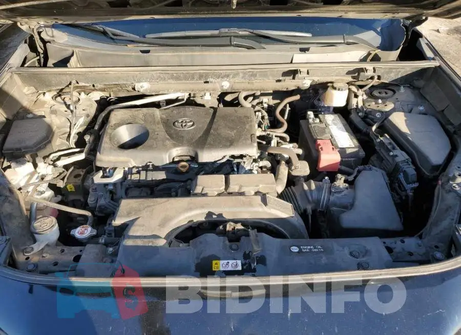 2T3J1RFV8KC052520 Photo# 12