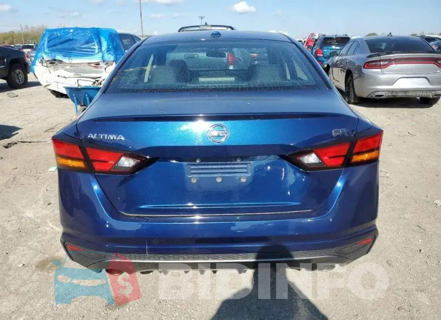 1N4BL4CV3KC131753 Photo# 6