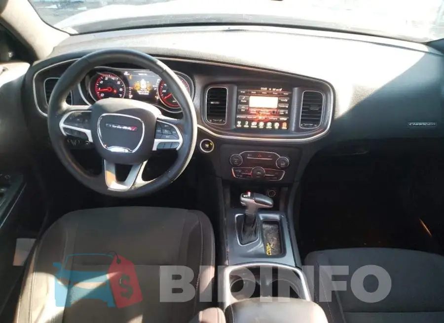 2C3CDXHG6FH917674 Photo# 8