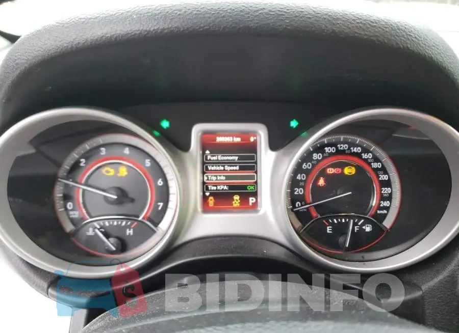3C4PDCAB8GT101174 Photo# 9