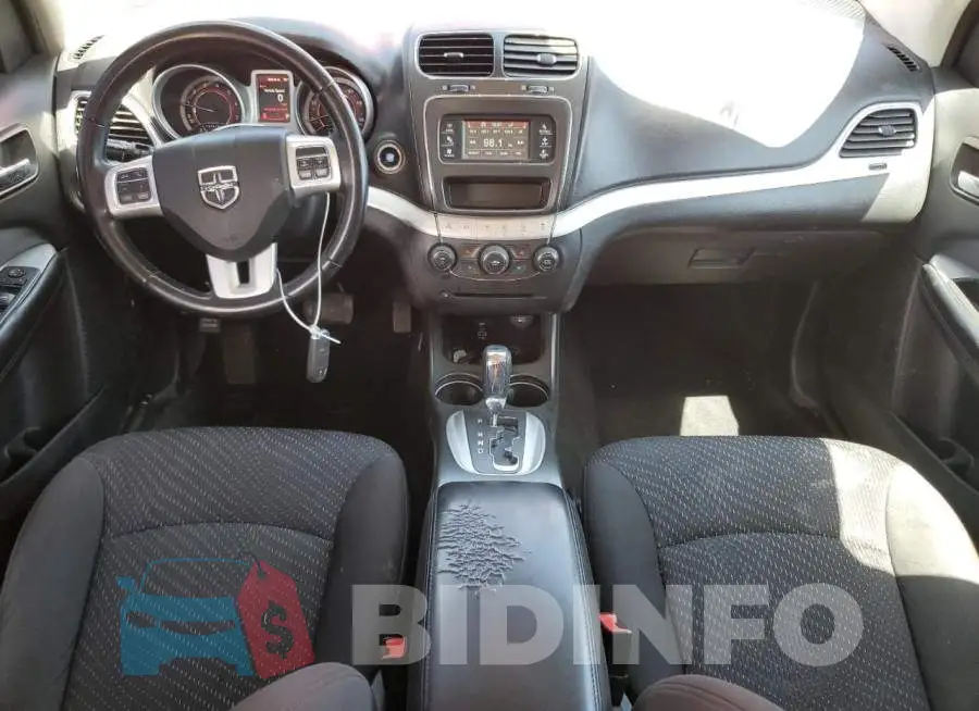 3C4PDCAB8HT695847 Photo# 8