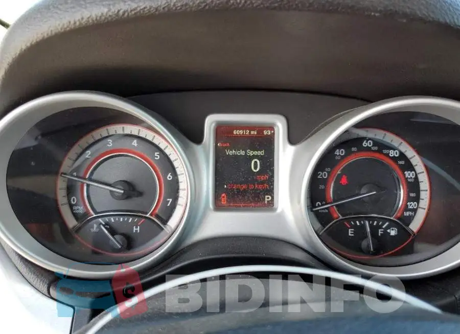 3C4PDCAB8HT695847 Photo# 9