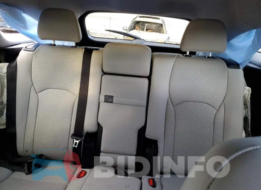 JTJHZKFA3N2036083 Photo# 10