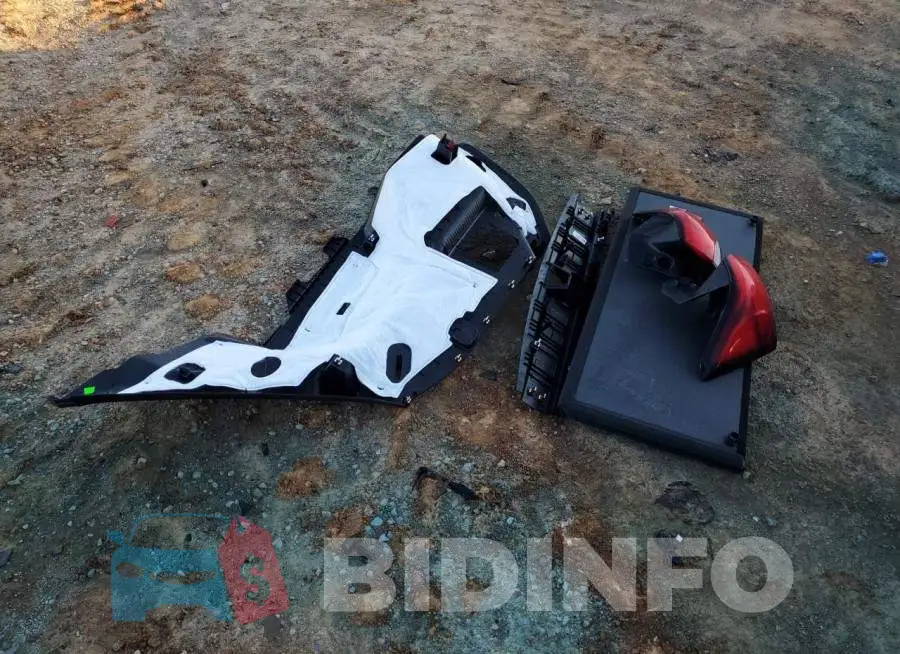 2GNAXMEV9N6102821 Photo# 13